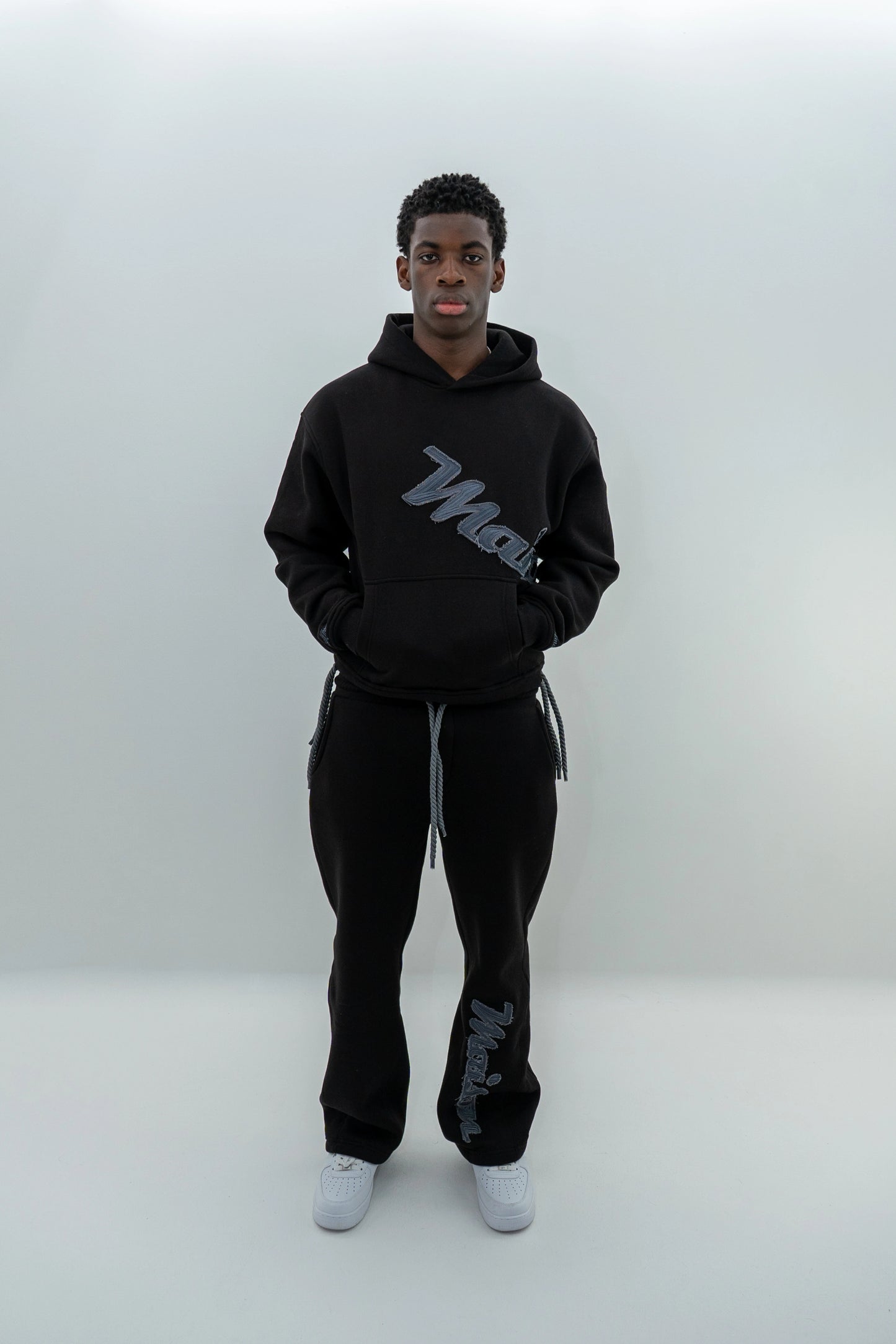 Open Leg Jogger Black- Jogginghose
